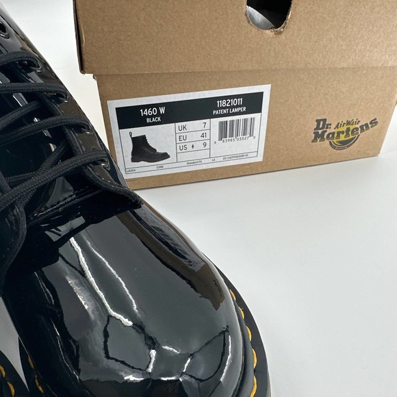 Dr. Martens 1460 Women's Patent Leather Lace Up Combat Boots 9 - Picture 13 of 14